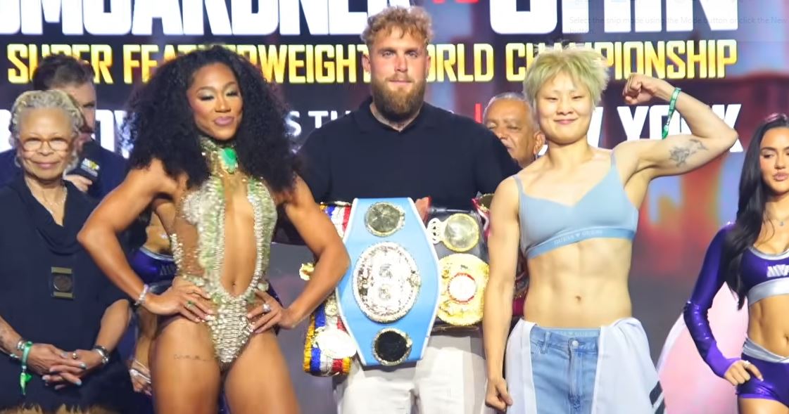 Alycia Baumgardner vs Bo Mi Re Shin weigh in on Thursday April 16, 2026