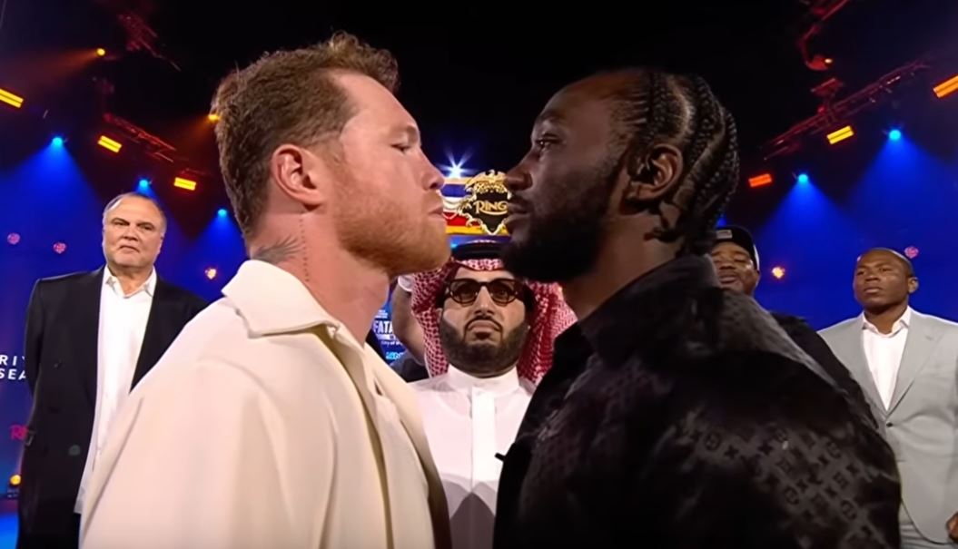 Canelo Alvarez vs Terence Crawford face off