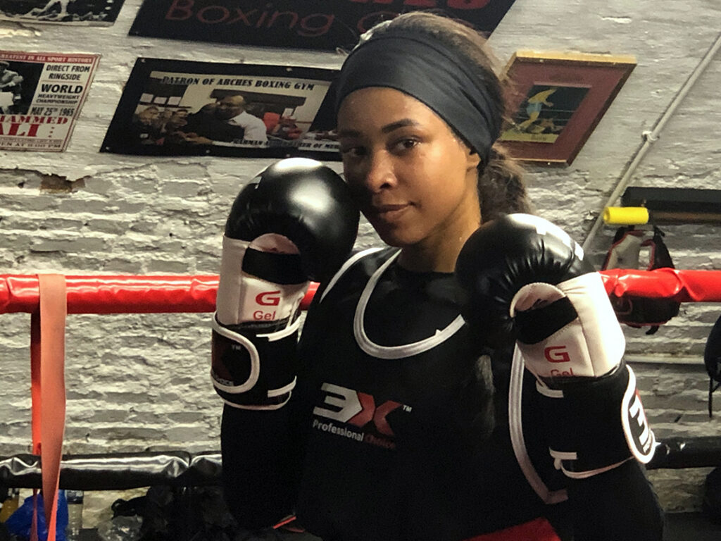 Qatari Amateur Boxing Star Dana Ali Signs Sponsorship Deal with 3X Sports