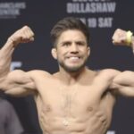 Henry Cejudo bicep flex