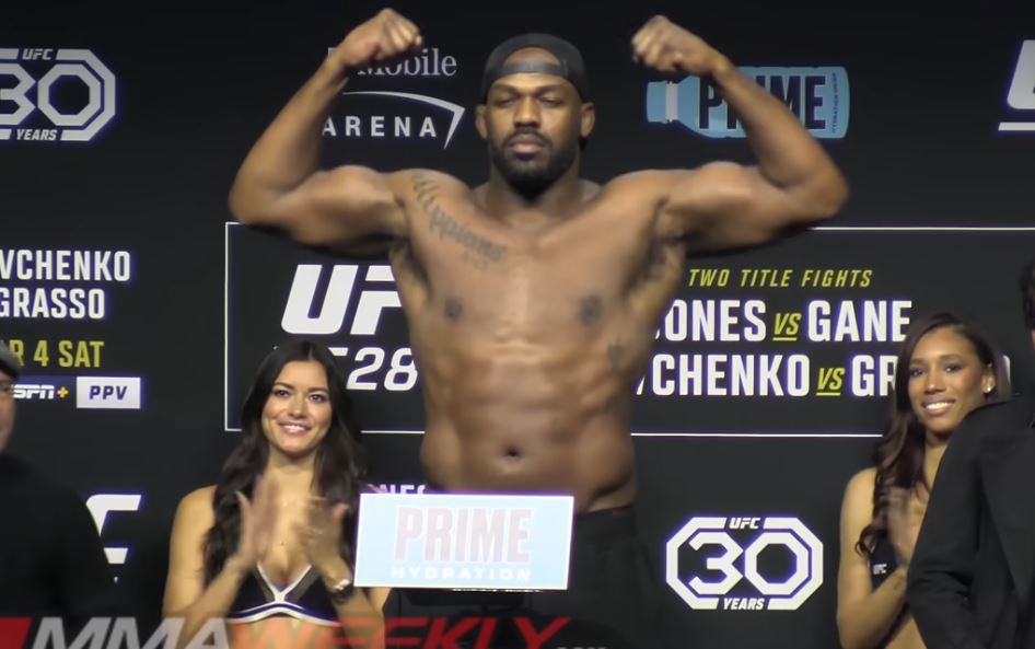 Jon Jones makes weight for UFC bought with Cyril Gane UFC 285