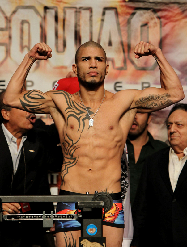 MiguelCottoweighinNov13