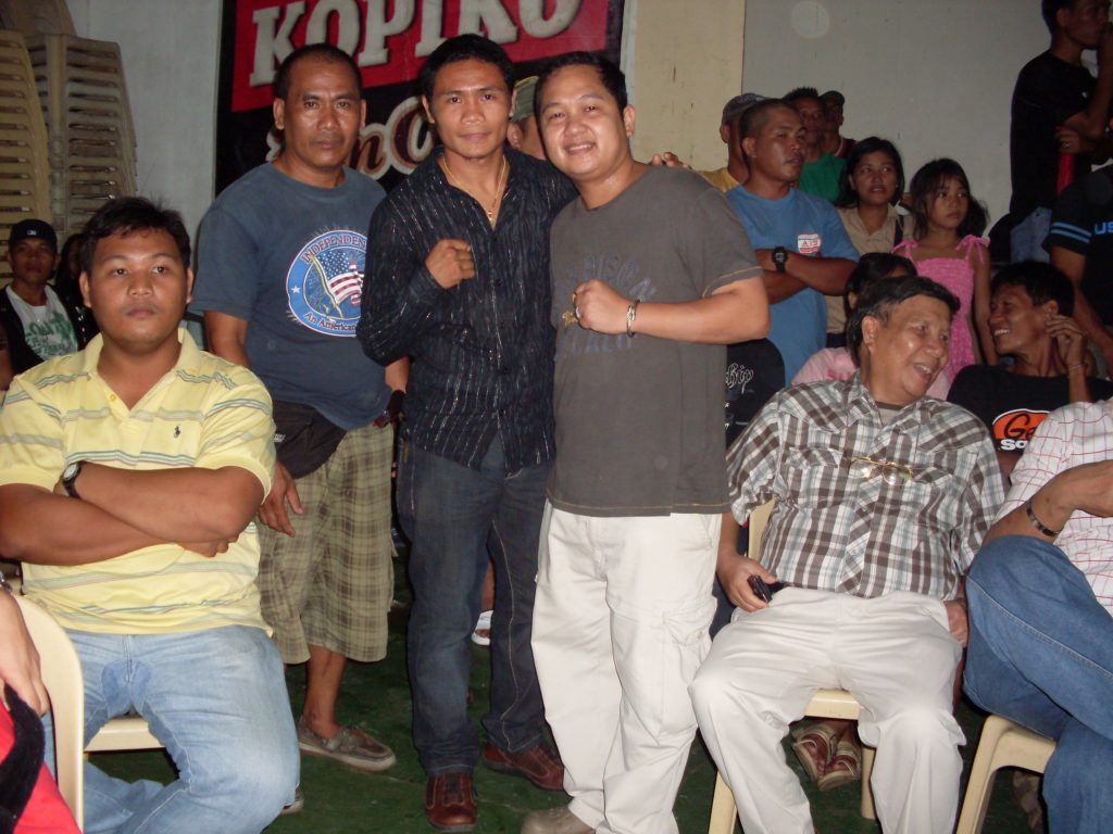 Donnie Nietes with Mark