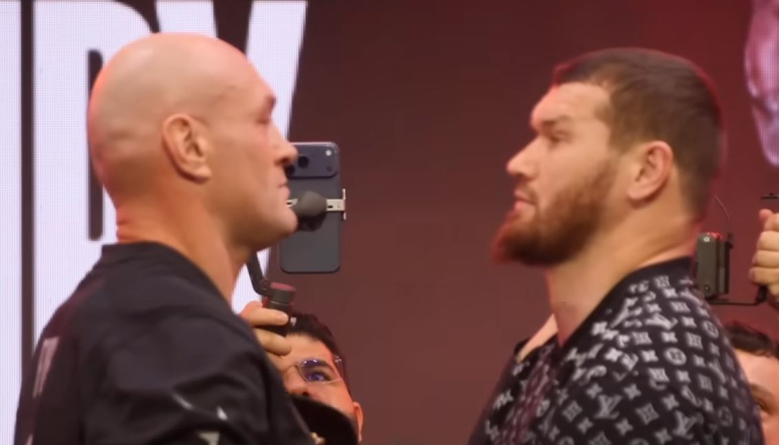Tyson Fury vs Arslanbek Makhmudov fight weigh in