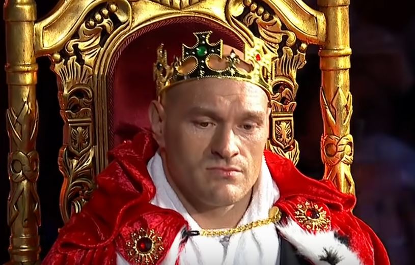 Tyson Fury Gypsy King Crown entrance